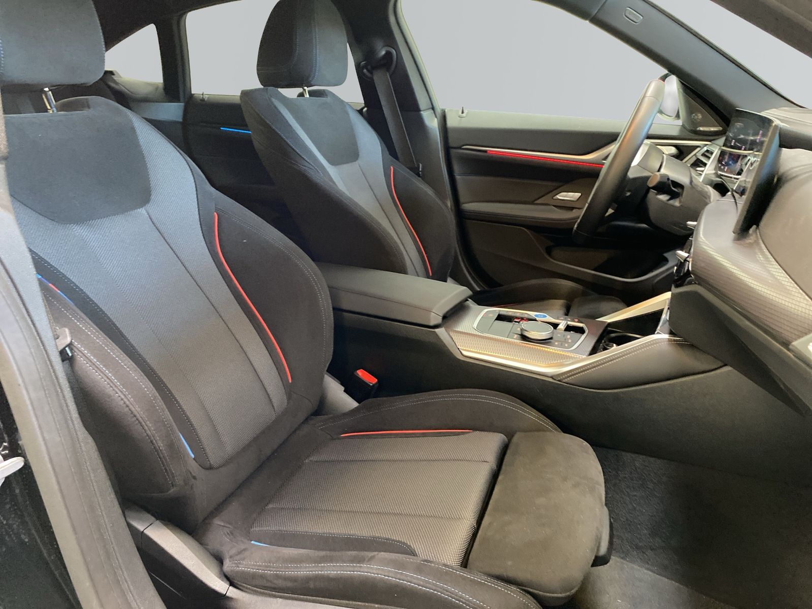 BMW i4 - Bild 11