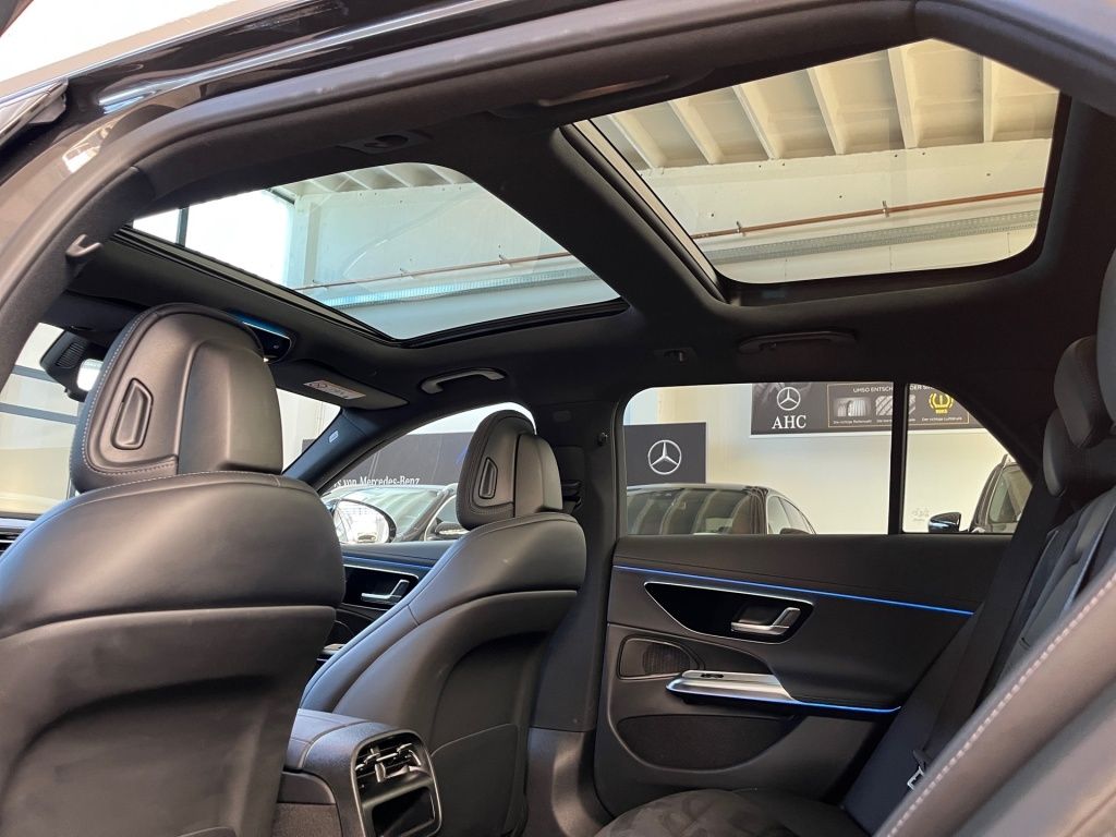 Fahrzeugabbildung Mercedes-Benz E 220 dT AMG Night AHK ACC Pano Totwi. LED SHZ