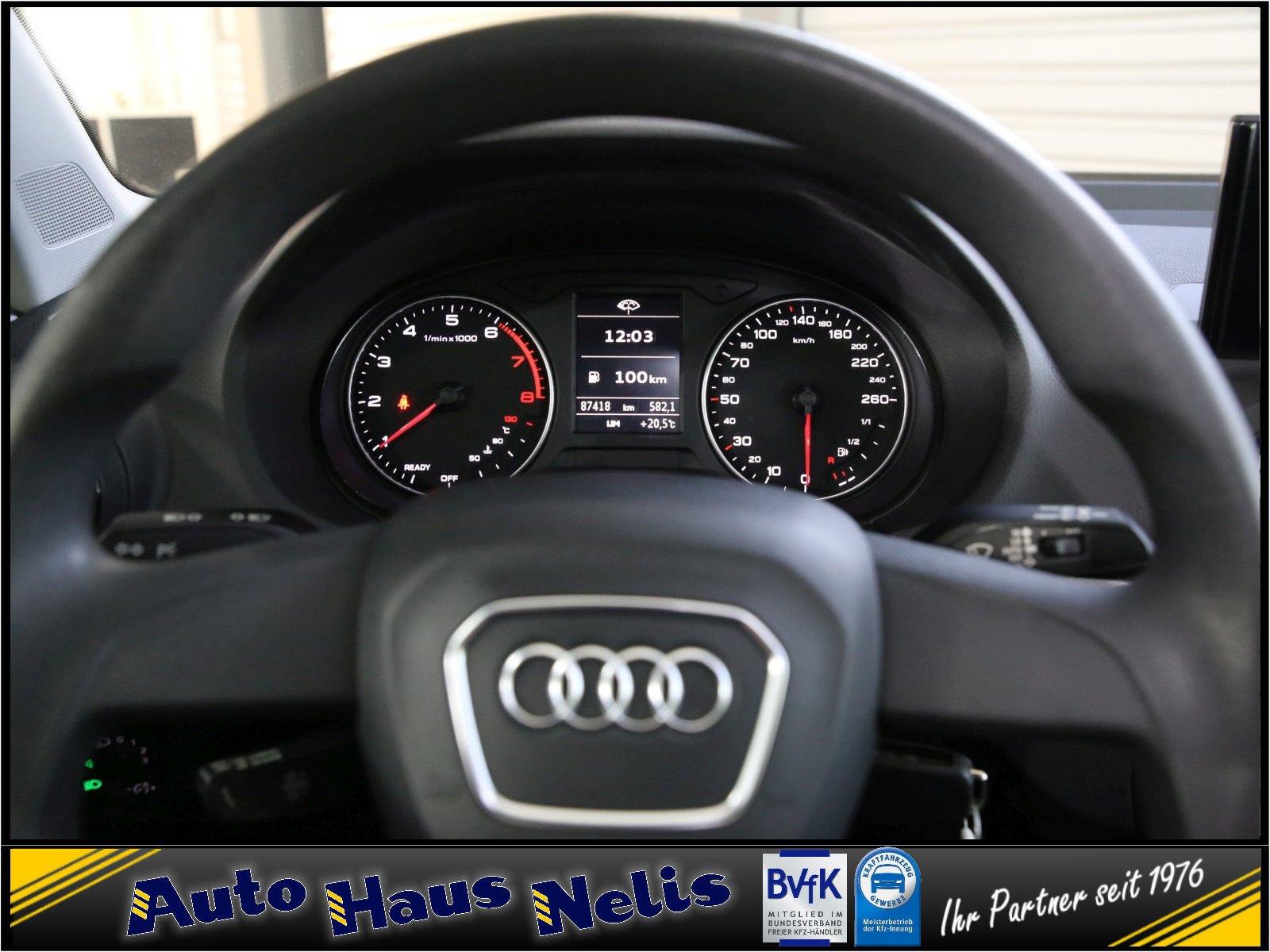 Audi Q2 1,0 TFSI Ultra LM-Felgen AHK Klimaanlage MMI-