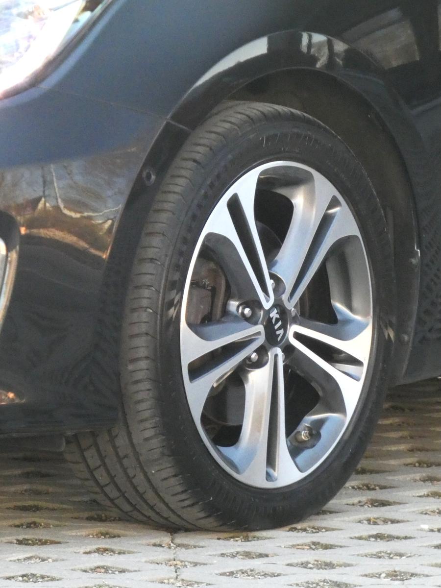 Kia cee'd SW 1,6 CRDI DCT Spirit/Performance/Techno