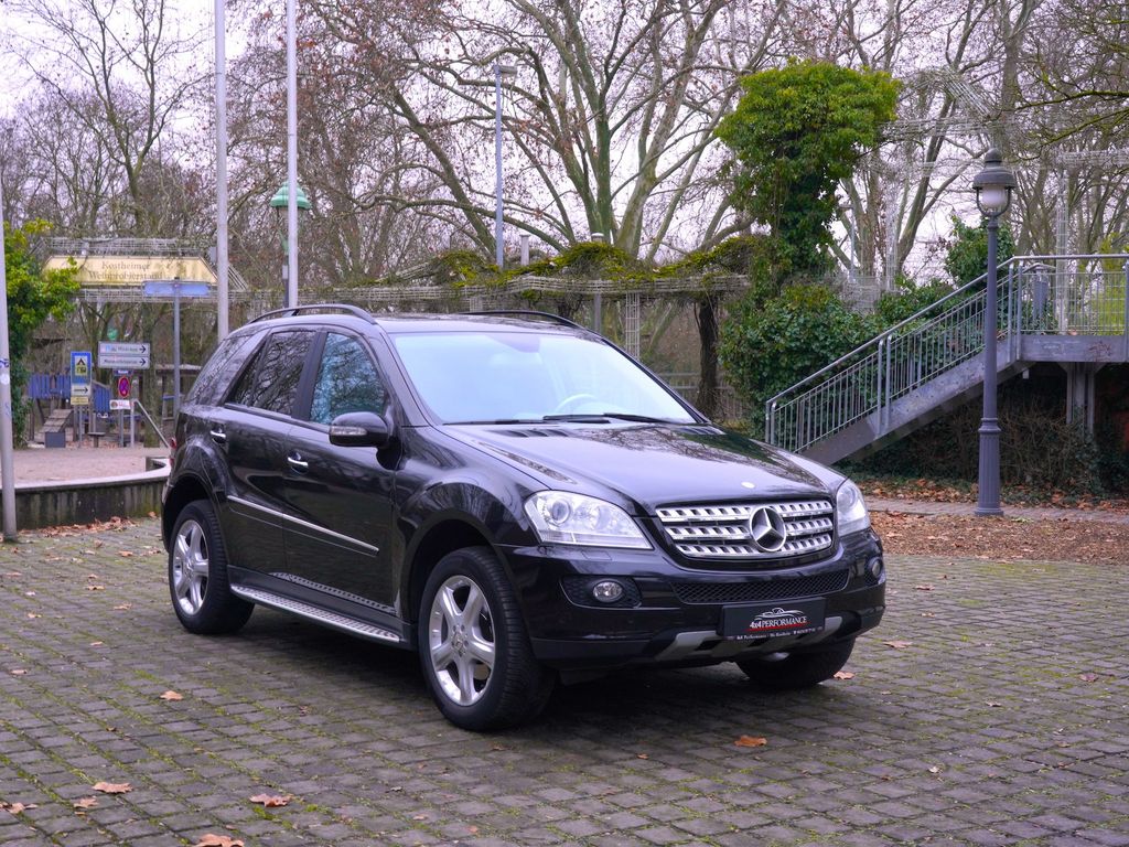 Mercedes-Benz ML 320