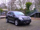 Mercedes-Benz ML 320 CDI *AMG Styling Paket~AHK~Navi* - Mercedes-Benz AMG 32