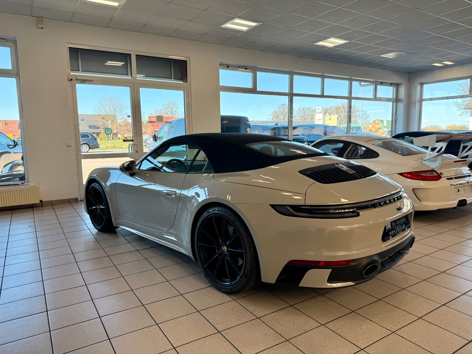 Fahrzeugabbildung Porsche 911 992 Carrera Cabrio SportDesign / Sportabgas