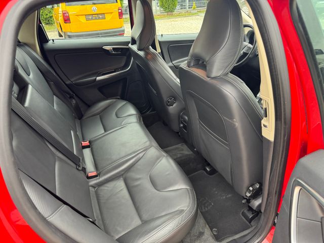 Volvo XC60 R-Design AWD