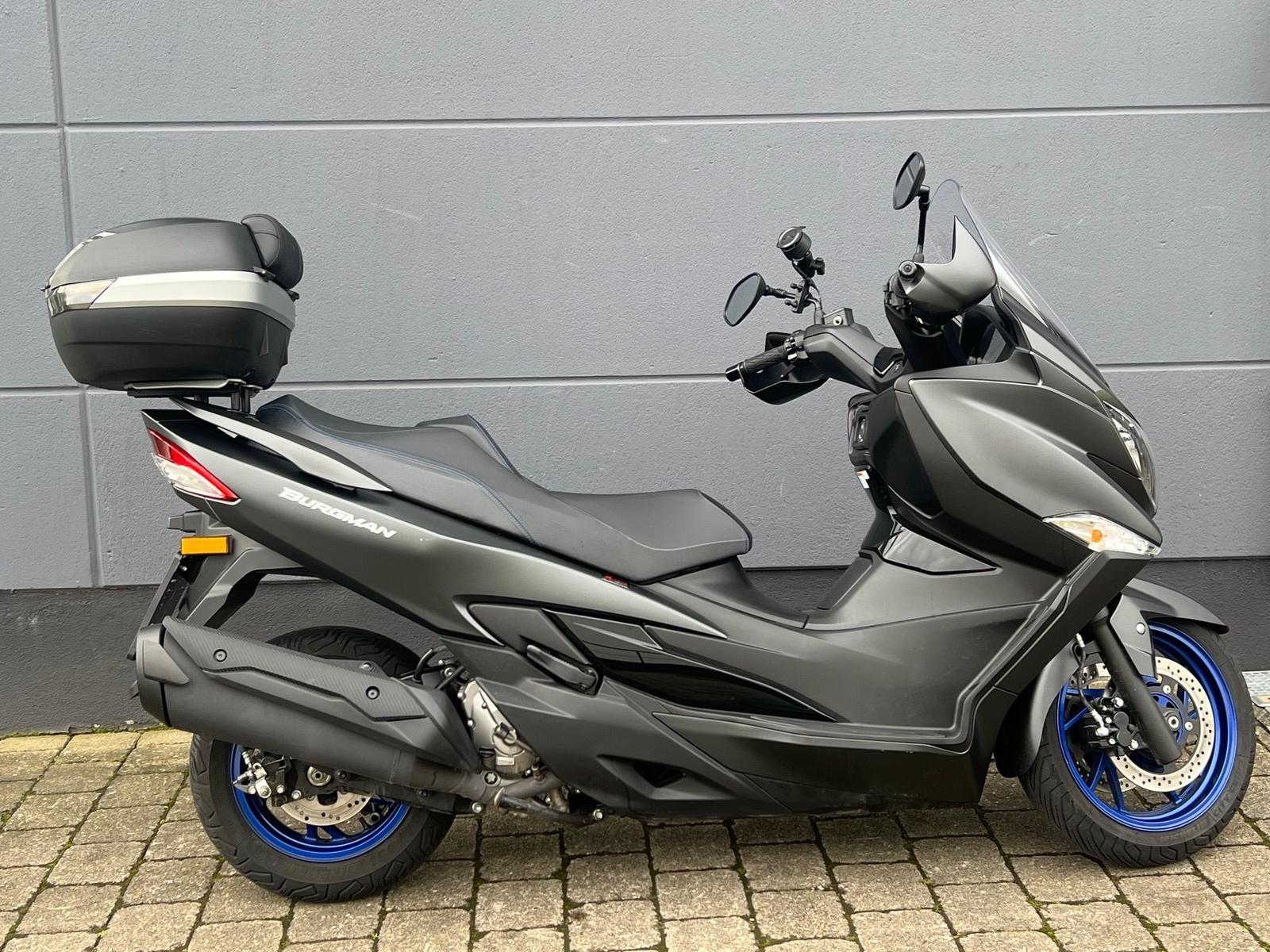Suzuki Burgman 400 inkl. Topcase & TOMTOM Navi