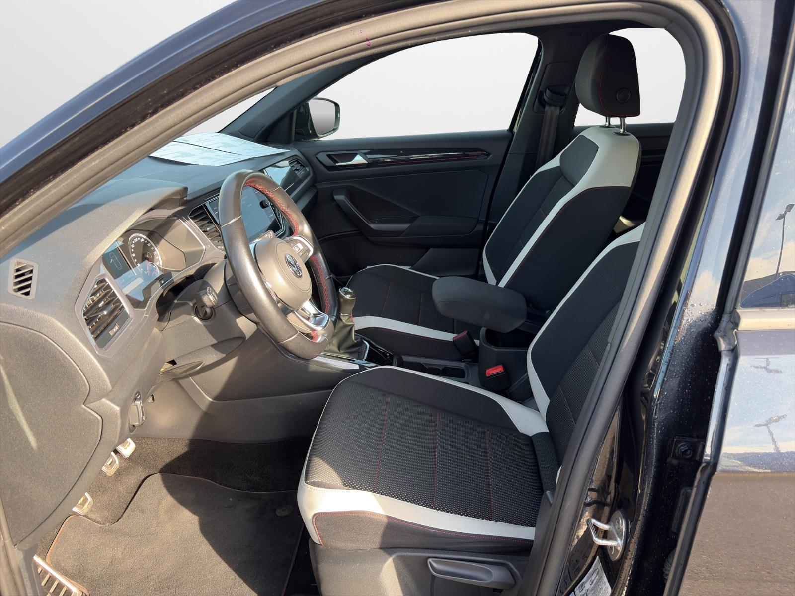 Volkswagen T-Roc 1.5 TSI Sport  Navi LED Kamera PDC LM Temp