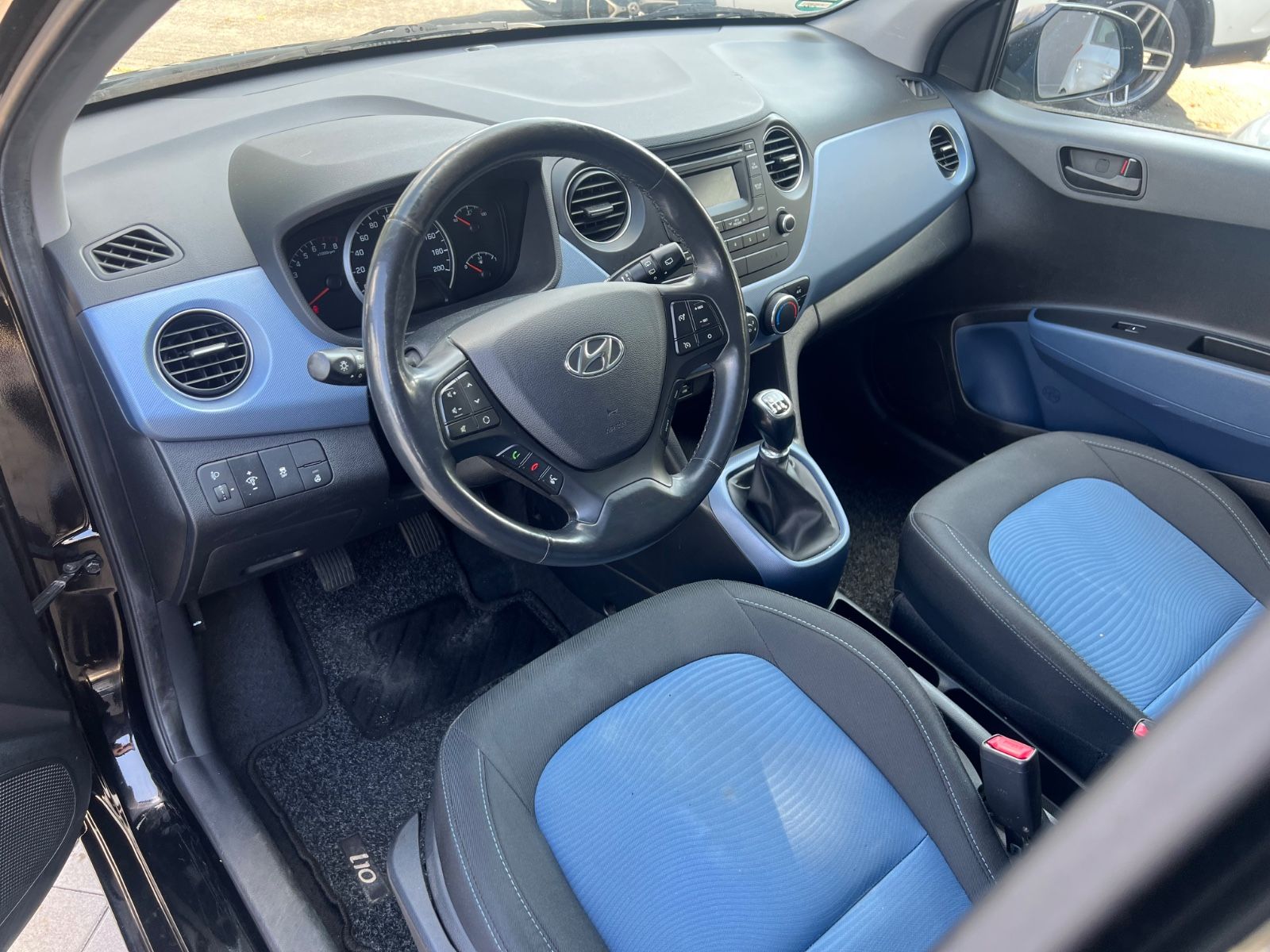 Fahrzeugabbildung Hyundai i10 FIFA World Cup Edition *1.HAND*