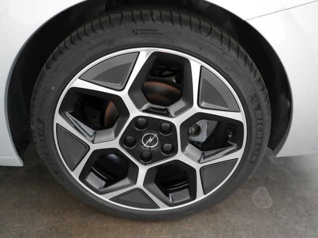 Astra L ST ULTIMATE AT+AHK+NAVI+360 GRAD KAMERA+