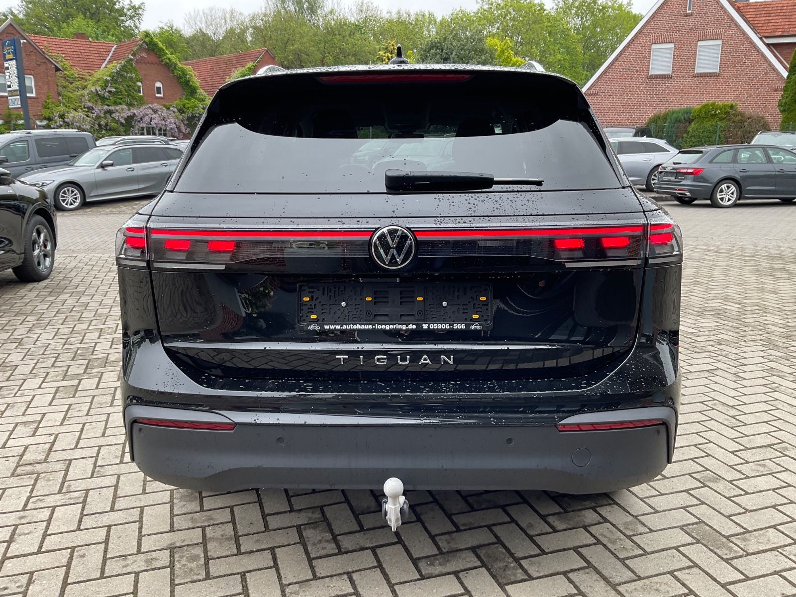 Fahrzeugabbildung Volkswagen Tiguan 2.0 TDI SCR DSG GOAL,AHK,IQLight,Navi,ACC
