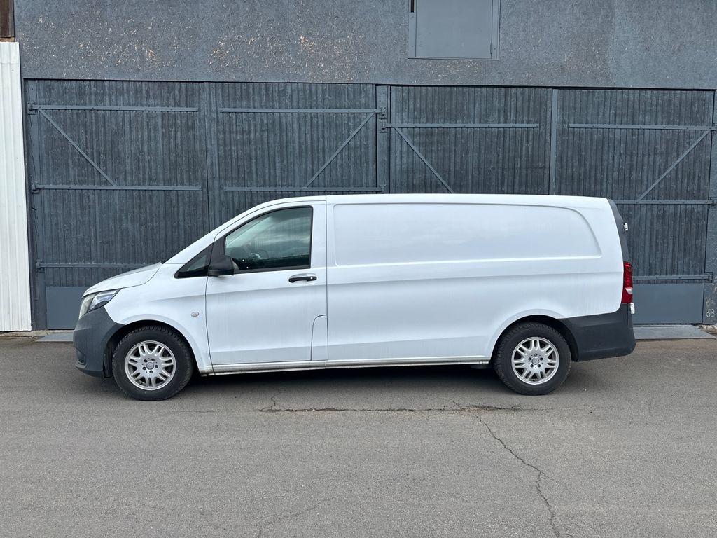Image of Mercedes-Benz Vito