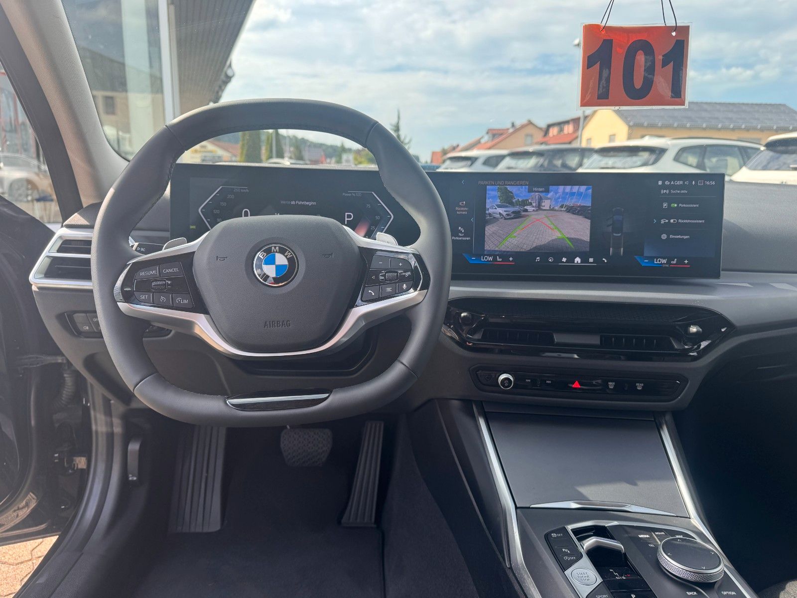 BMW 318i Touring KAMREA NAVI DAB KLIMAAUTOMATIK foto 14
