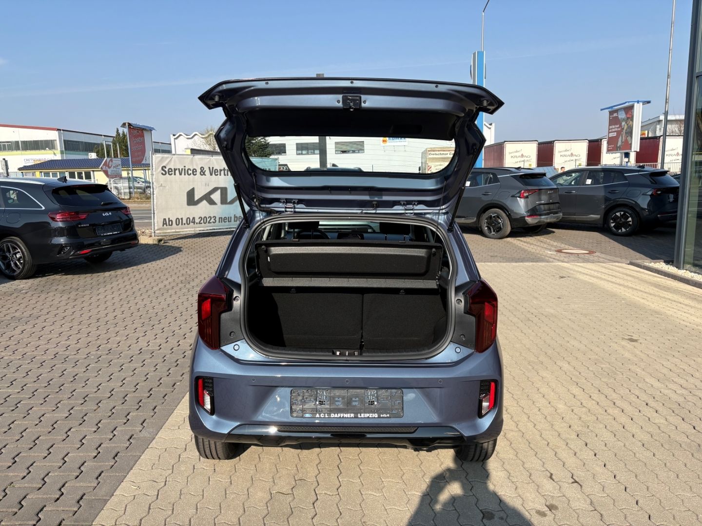 Fahrzeugabbildung Kia Picanto Vision Verkehrszeicherk Rückfahrkamera A