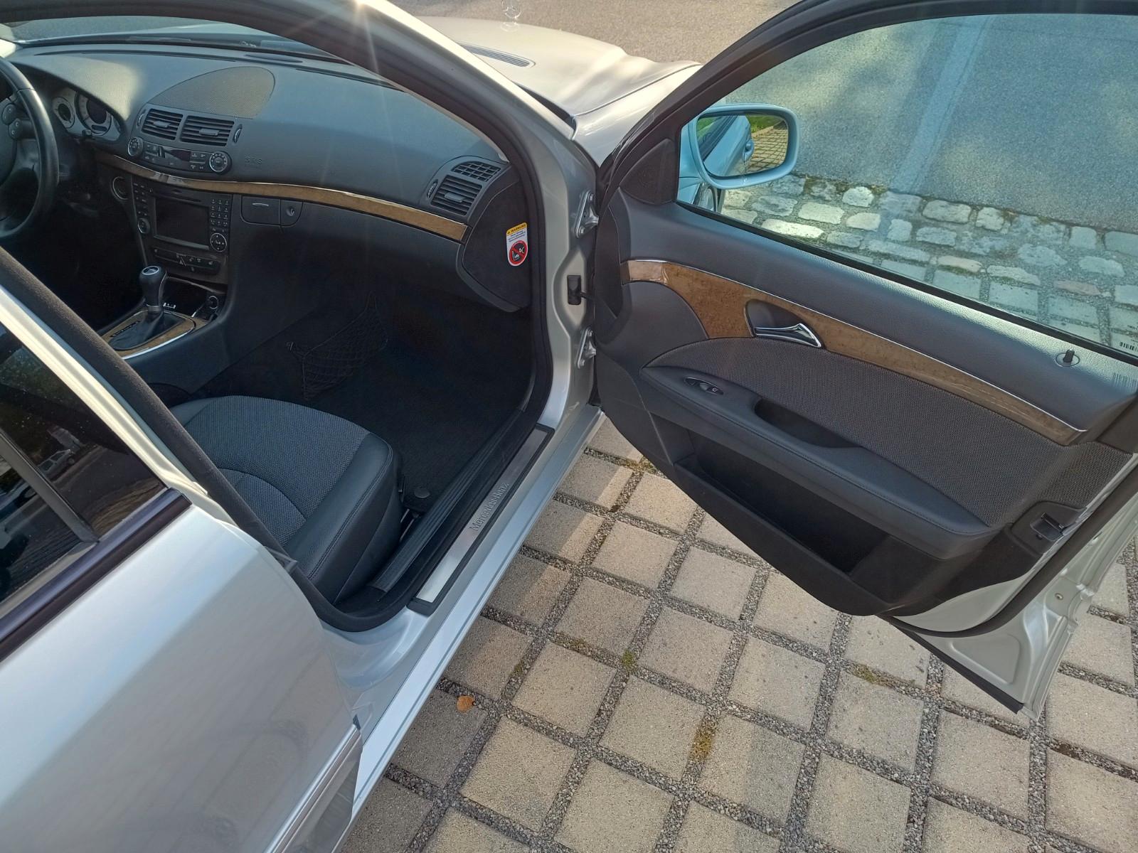 Mercedes-Benz E220 2009 — photo 6