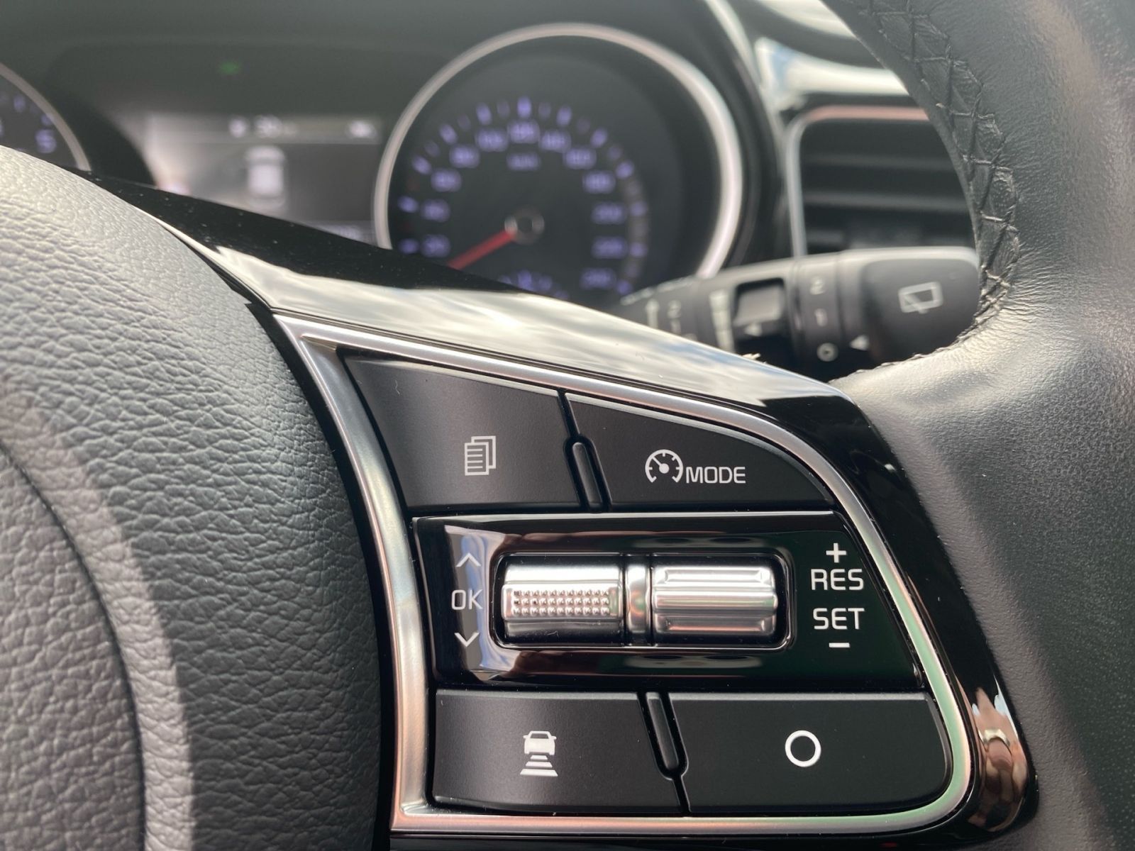 Fahrzeugabbildung Kia Xceed 1.5 T-i DCT7 Vision +AHK +WR +Standheizung