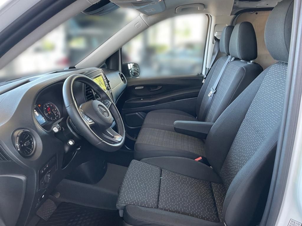 Fahrzeugabbildung Mercedes-Benz Vito 114 Kasten lang 4x4 AHK, LED, Distronic