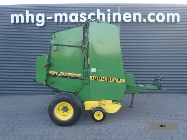 John Deere 590