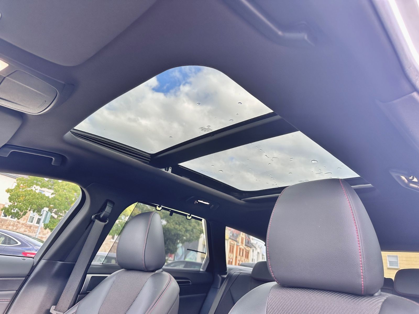 Fahrzeugabbildung Ford MONDEO TURNIER ST-LINE*KAMERA+LED*