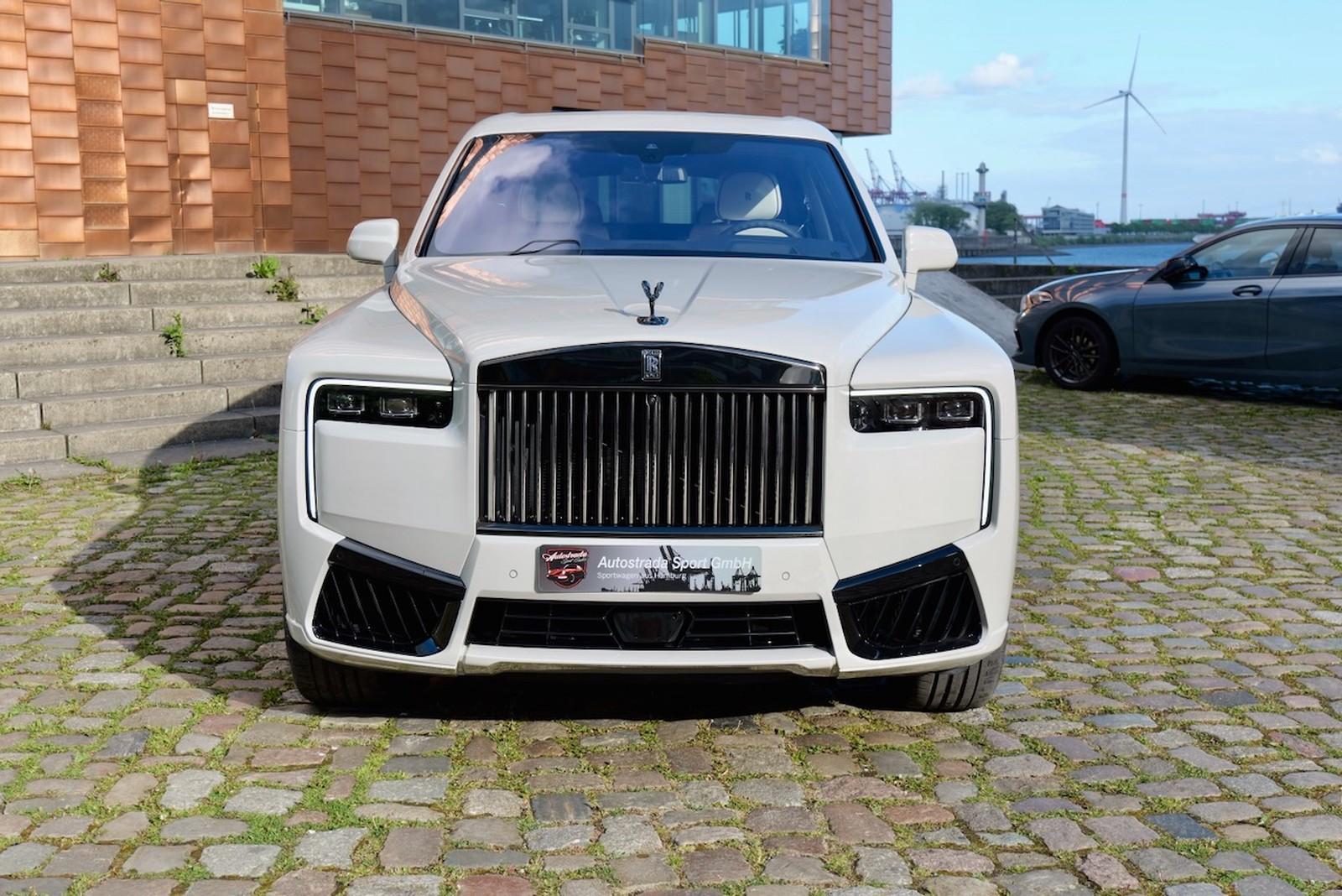 Rolls-Royce Cullian Black Badge 4 Seats I Starlight I TV I M