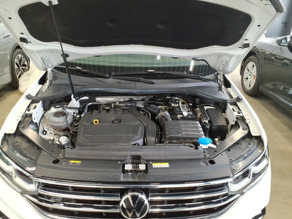 Volkswagen Tiguan R-Line 1.5 TSI 110kW 7-Gang DSG 4 Türen