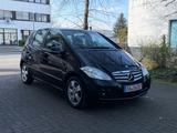 Mercedes-Benz A 160 A A 160 - Mercedes-Benz mit Benzin-Antrieb: Kleinwagen, Schaltgetriebe