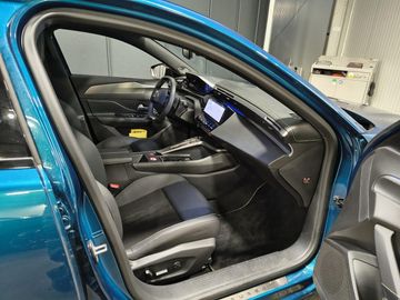 Bild 10 Peugeot 408 Plug-in-Hybrid 225 GT +M-LED+KAMERA+SHZ+NAVI