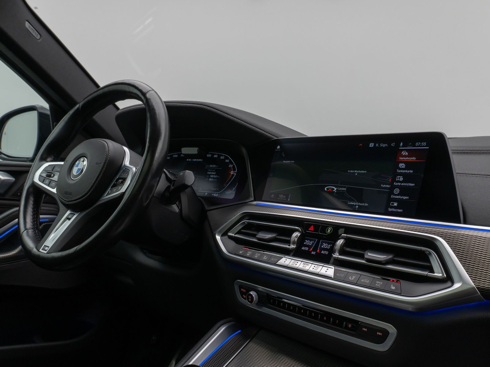 Fahrzeugabbildung BMW X6 M50i Panorama Laser 360° DAB H/K HUD 22Zoll