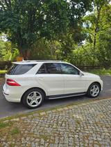 Mercedes-Benz ML 400 4MATIC - - Mercedes-Benz mit Benzin-Antrieb: Ml