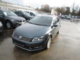 Volkswagen Passat Variant Highline,AUTOMATIK,LEDER,ESSD. - gebrauchte VW Passat Variant aus dem Jahr 2012