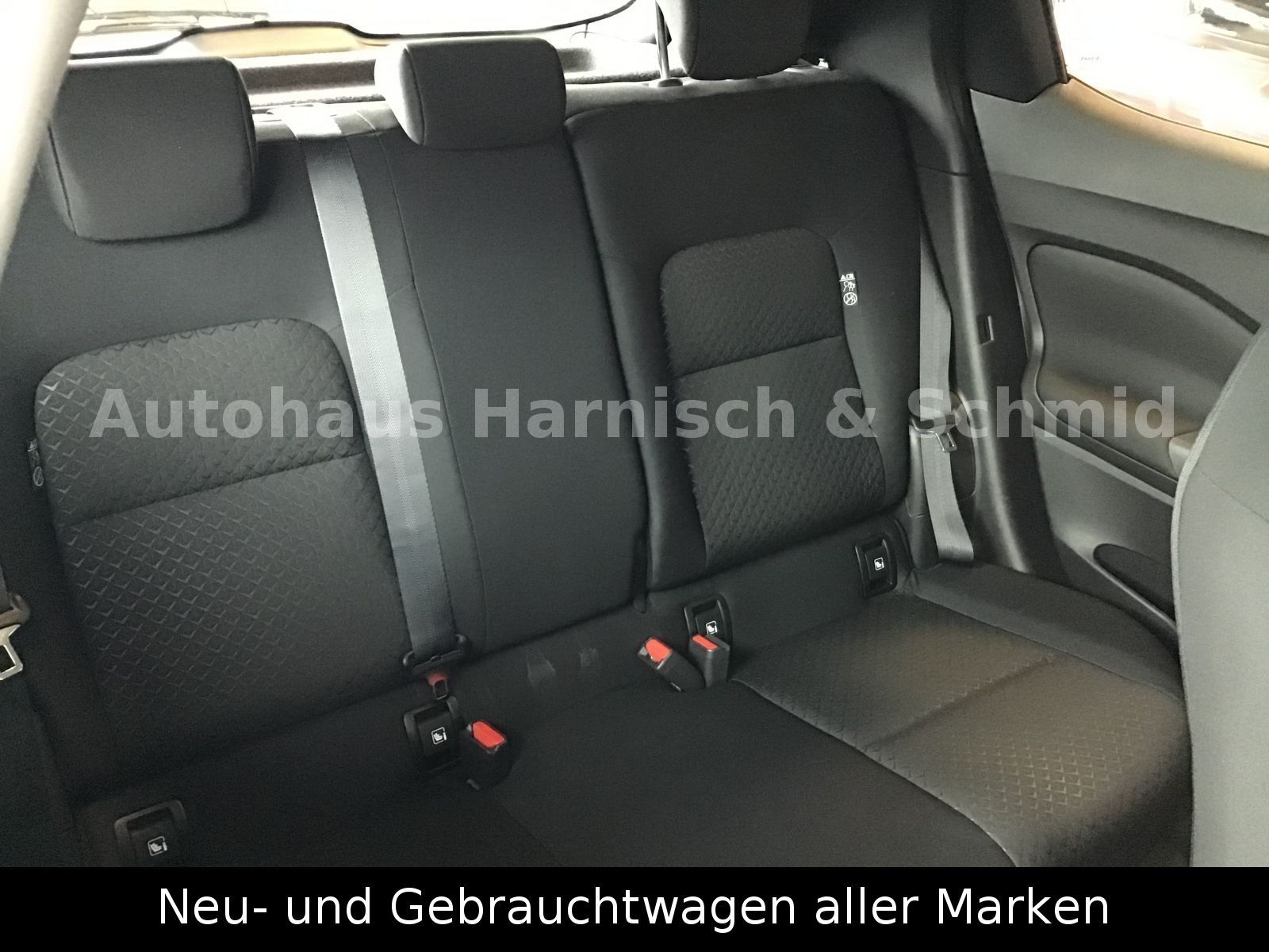 Fahrzeugabbildung Nissan Juke 1.0 DIG-T Schaltgetriebe - Acenta - Navi