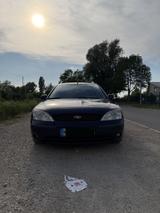 Ford Mondeo Kombi Euro 4 2,0l 145ps TÜV bi... - Ford Mondeo aus 2001: Kombi