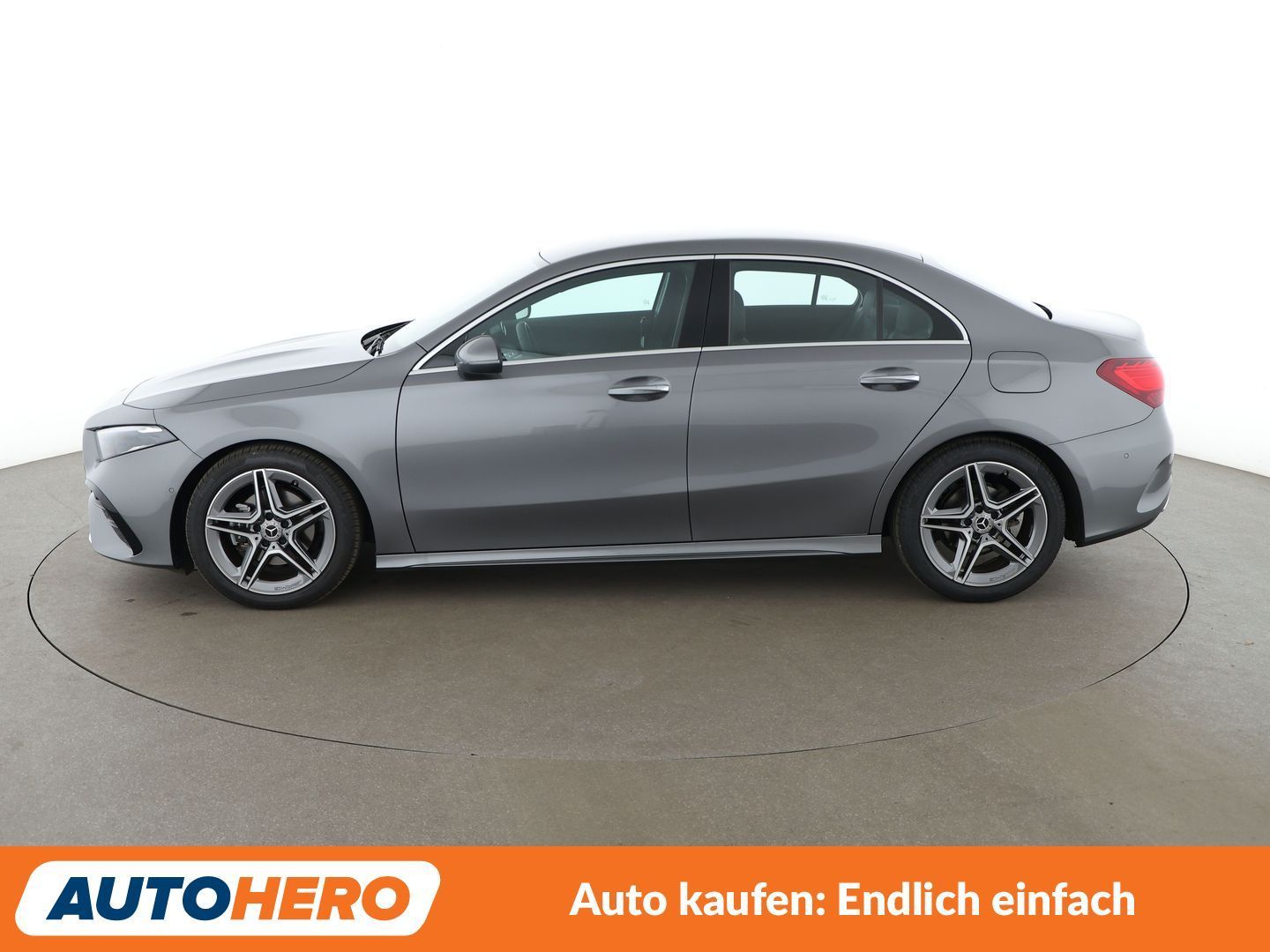 Mercedes-Benz A 180 AMG Line Aut.*LED*NAVI*TEMPO*CAM*PDC*SHZ* imagem 3