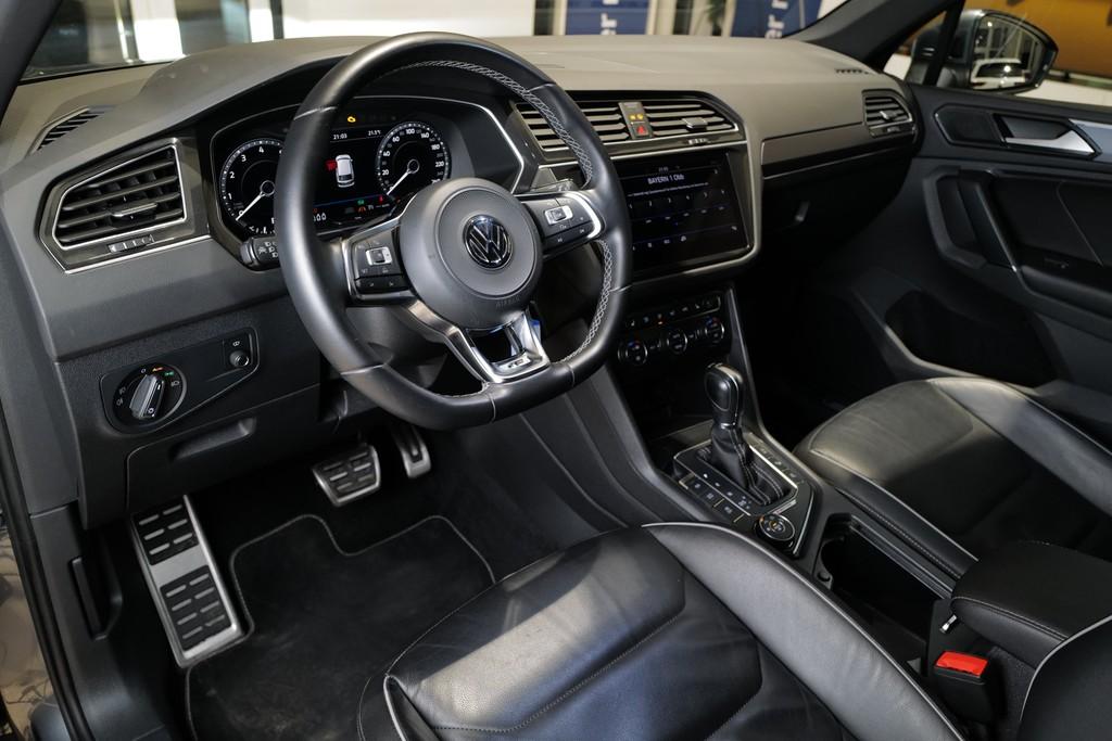 Volkswagen Tiguan 4MOTION 2.0TSI DSG Highline R-Line ACC DC
