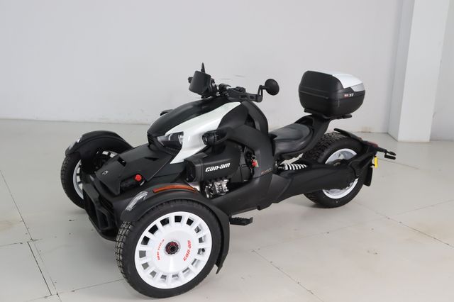 Can-Am Ryker 900 Rallye * Top-Case * 1. Hand