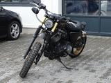 Harley-Davidson 883R - HARLEY-DAVIDSON 883 R