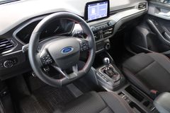 Fahrzeugabbildung Ford Focus Hybrid ST-Line Turnier LED CAM ACC WinterP