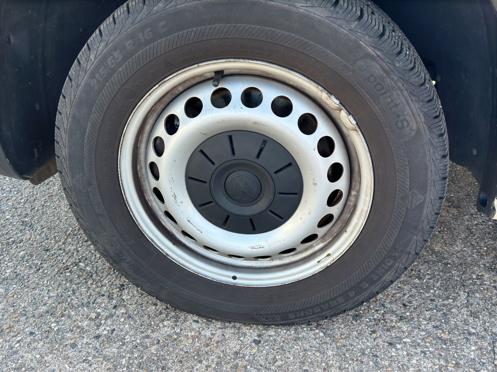 Fahrzeugabbildung Volkswagen T6 Transporter T6.1 Kasten TDI STH PDC DAB+ Klim