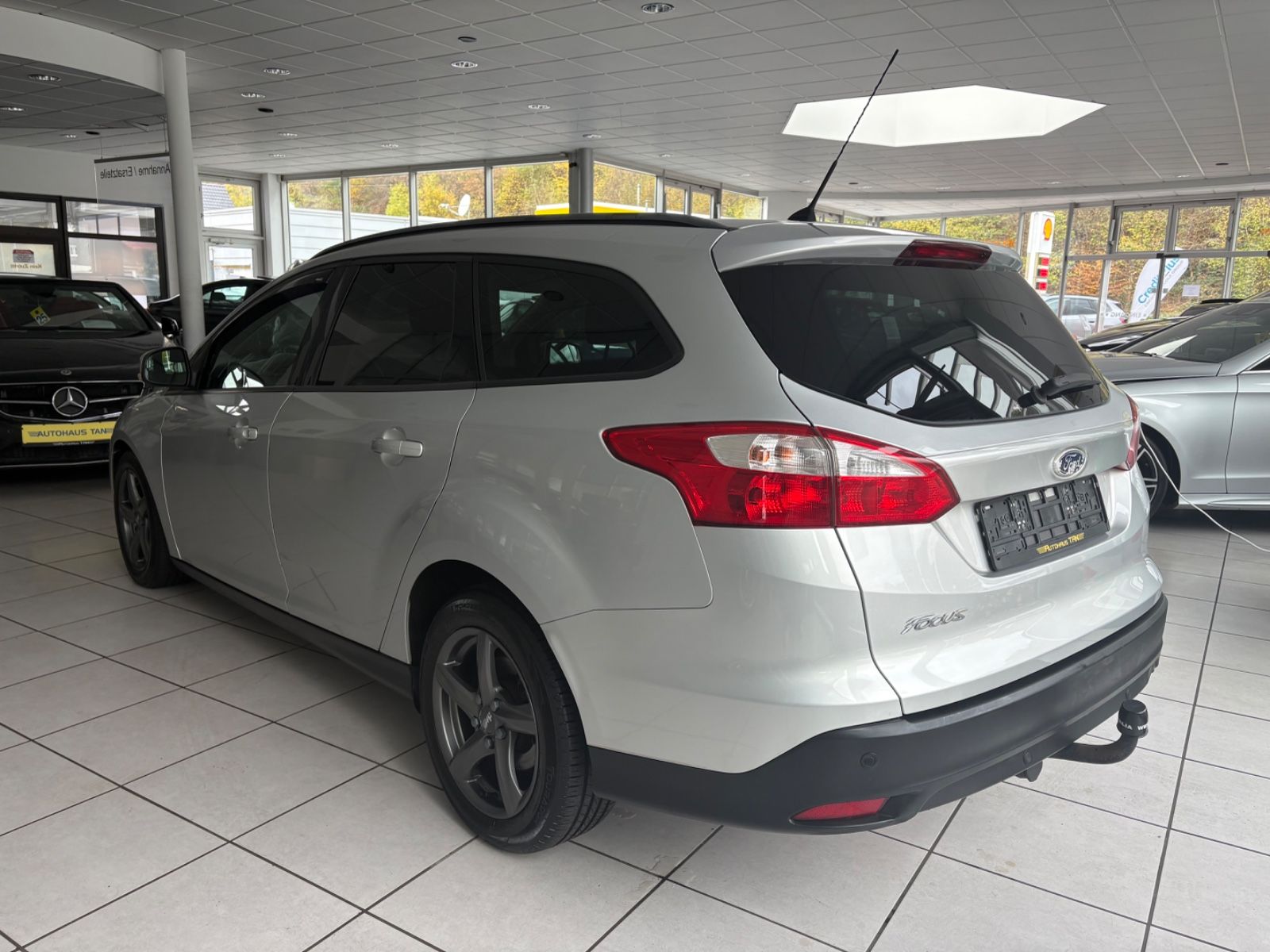 Fahrzeugabbildung Ford Focus Turnier Champions Edition AUTOMATIK