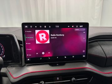 Skoda Kodiaq 2.0 TSI 4x4 RS 7-Sitze*Pano*StHz*AHK