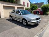 Skoda Octavia 2.0 Benzin Automatik Tüv Neu - gebrauchte Skoda Octavia aus dem Jahr 1999