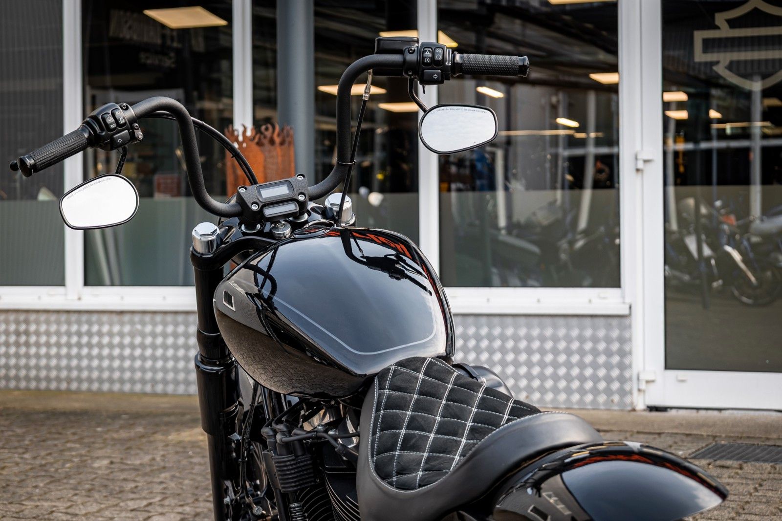 Fahrzeugabbildung Harley-Davidson FXBB STREET BOB SOFTAIL -KESSTECH BTC GANGSTER-