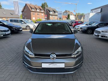 Volkswagen Golf - 2