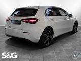 Mercedes-Benz A 180 d AHK+MULTIBEAM+DISTRO+TOTWINKEL+NIGHT+18" - Mercedes-Benz A 180: Limousine