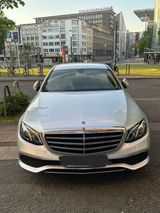 Mercedes-Benz E 300 d 9G Tronic / Limousine / Classic Front - Mercedes-Benz mit Diesel-Antrieb: Class