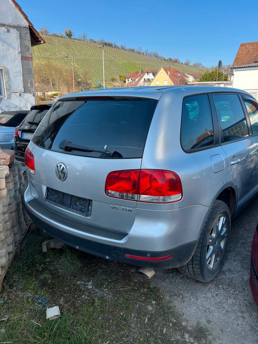 Volkswagen Touareg 2006 — photo 9