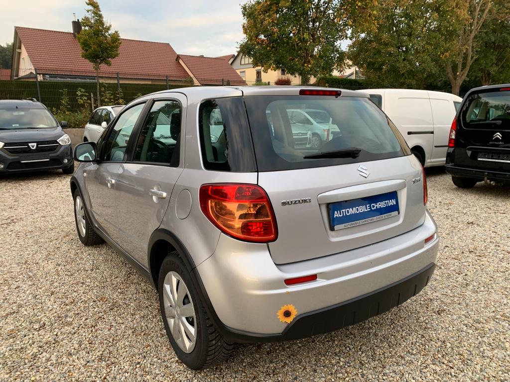 Suzuki SX4