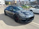 Porsche Panamera Turbo Turbo - Porsche Panamera in Stuttgart