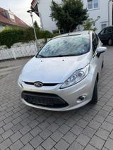 Ford Fiesta 1,4 Titanium Titanium - Ford Fiesta aus 2011: 1.4