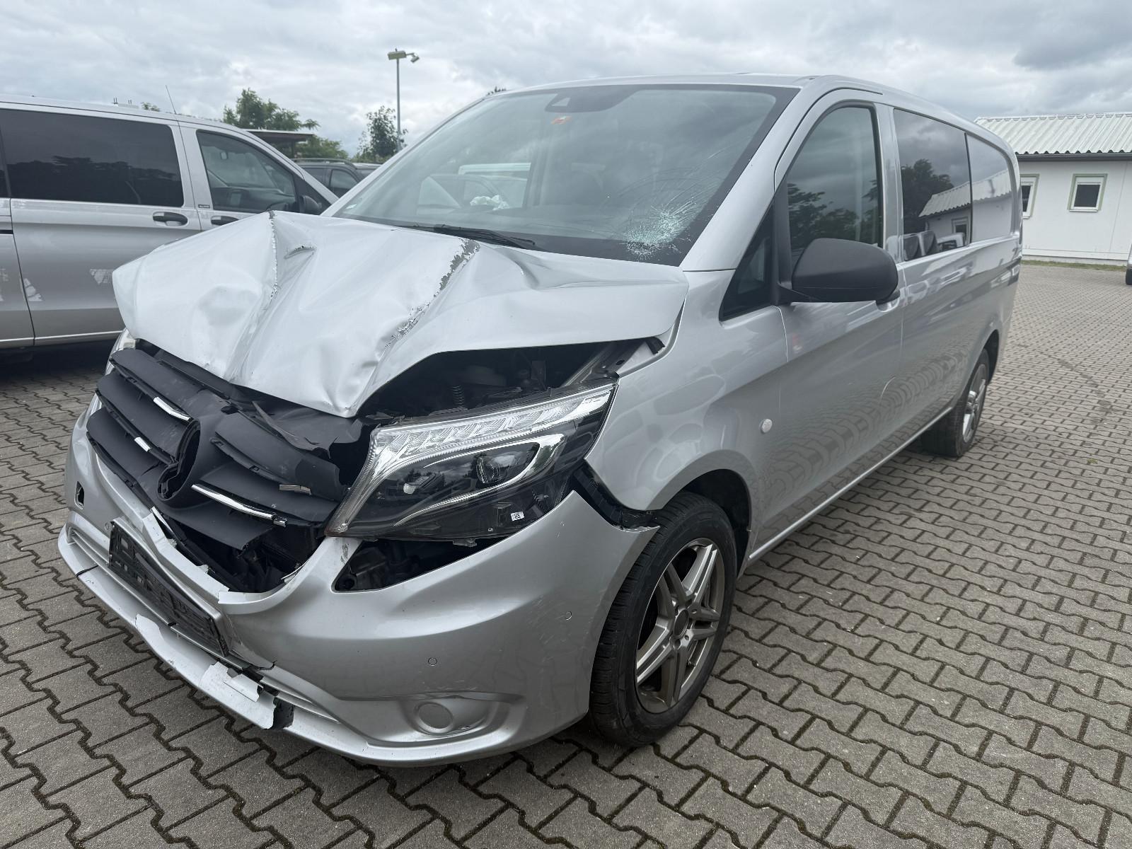 Mercedes-Benz Vito 119 Extralang 9G-Tr 4x4 PKW DistroAssistLED
