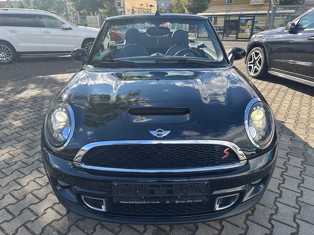 MINI Cooper S Cabrio/ LEDER / STANDHEIZUNG