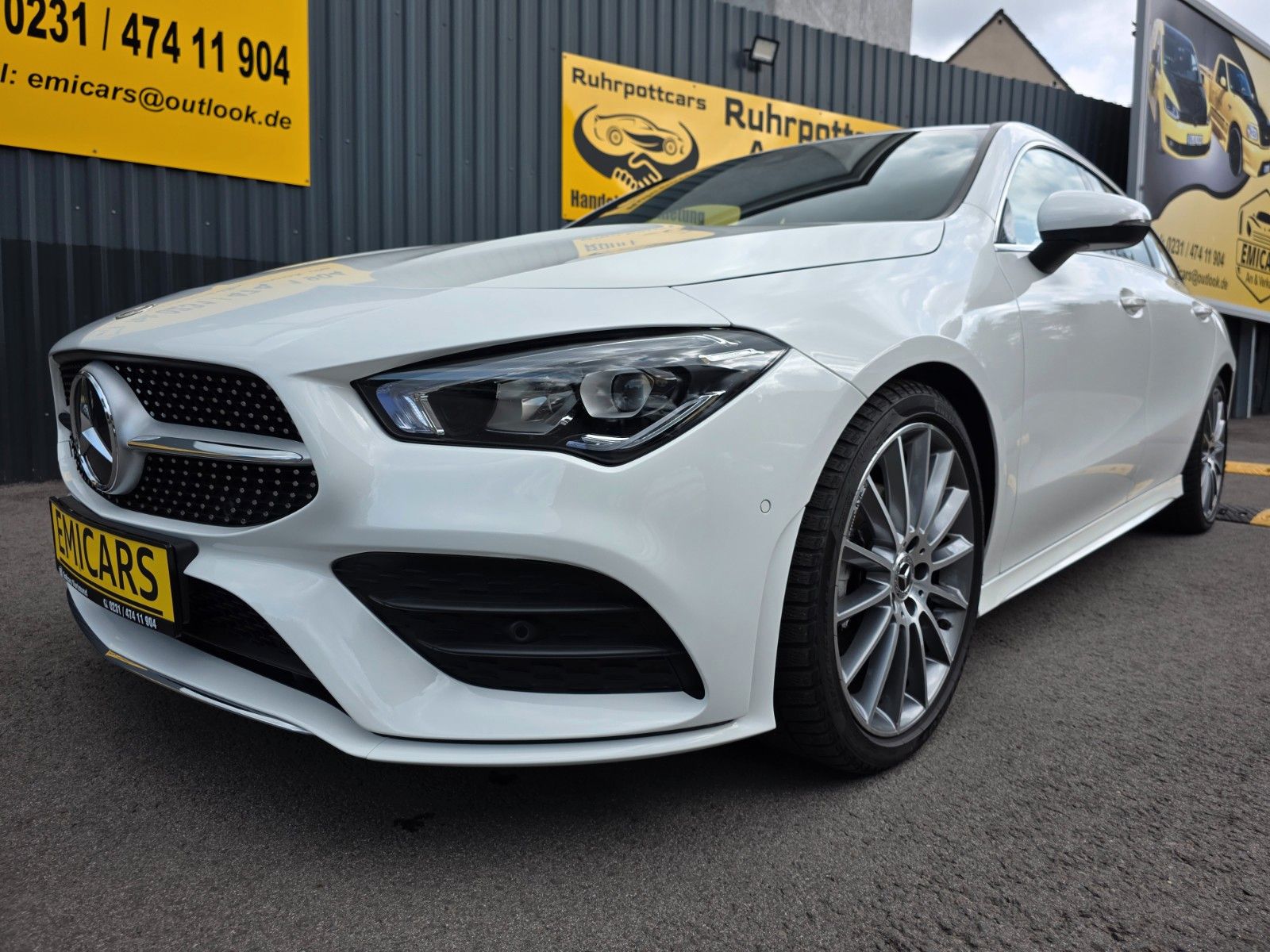 Mercedes Mercedes-Benz CLA 200 SHOOTING BRAKE AMG-LINE 19" 